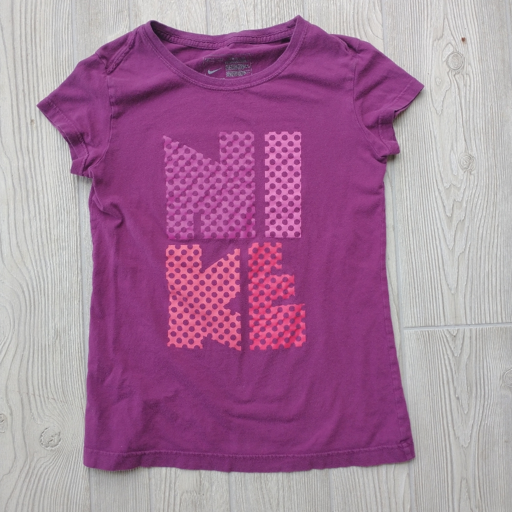 Girls Nike tee small 4-6